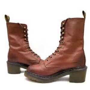 🍄‍🟫🍂🍄Dr Marten Casey 🍄🍄‍🟫🍂